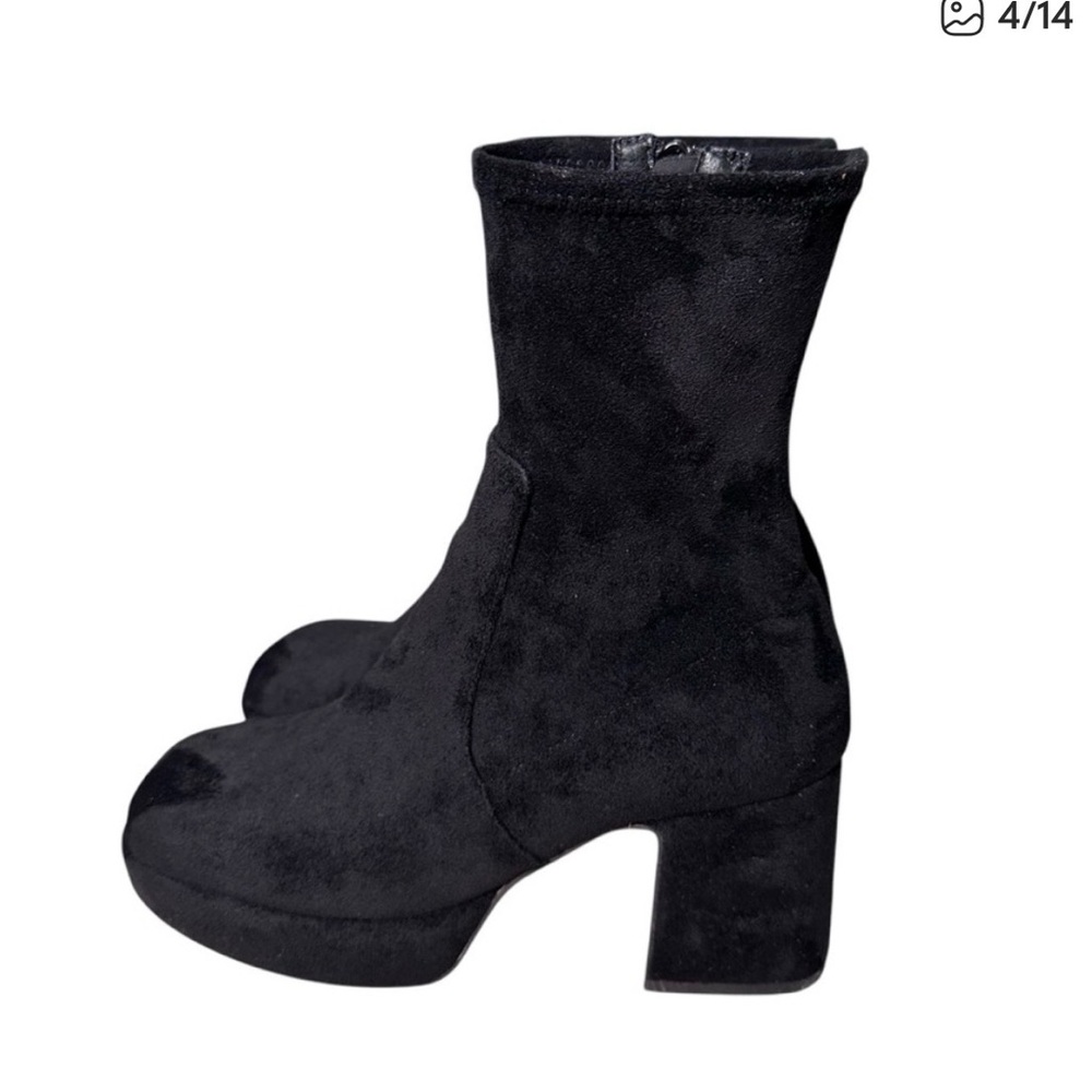 Chic Black Heeled Boots for Women - Picture 3 of 6